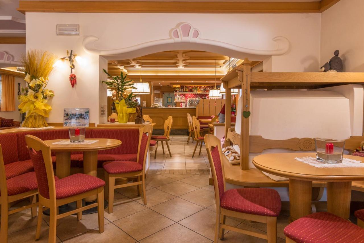 Hotel Ramon Campitello di Fassa Kültér fotó