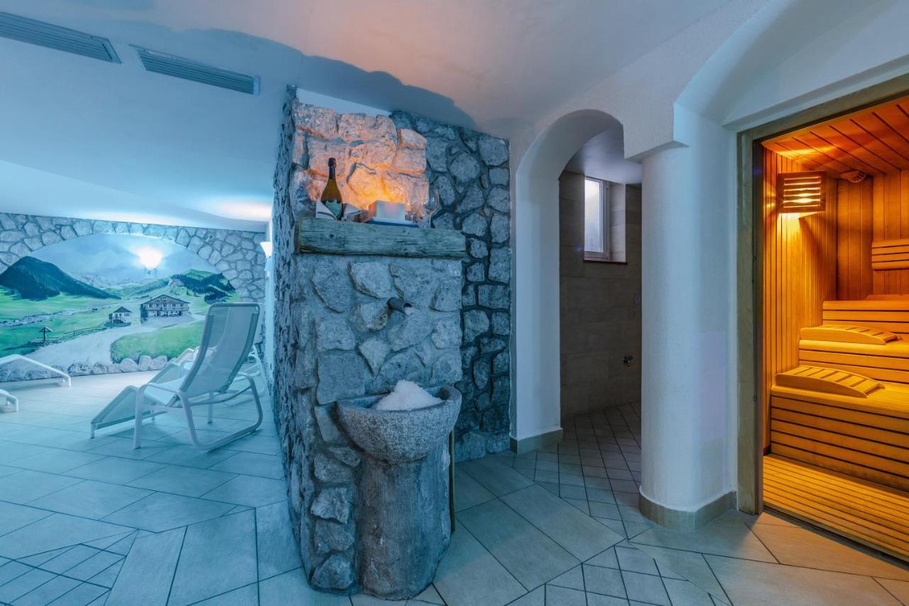 Hotel Ramon Campitello di Fassa Kültér fotó