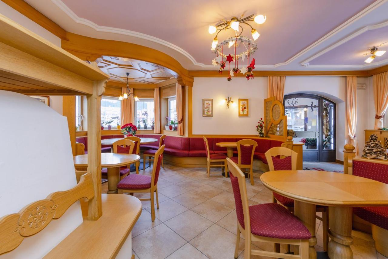 Hotel Ramon Campitello di Fassa Kültér fotó