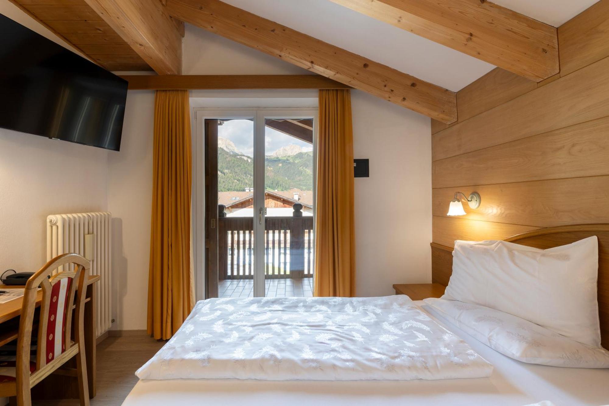 Hotel Ramon Campitello di Fassa Kültér fotó
